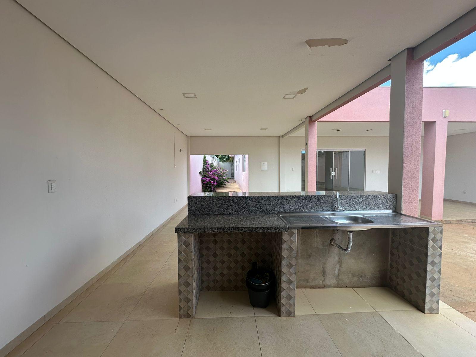 Casa com 3 suítes no Centro de Poconé – MT - Image# 17