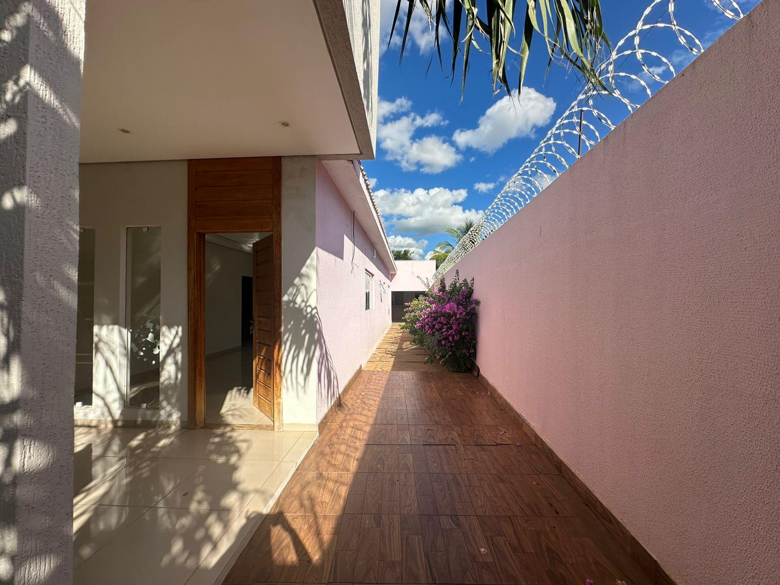 Casa com 3 suítes no Centro de Poconé – MT - Image# 4