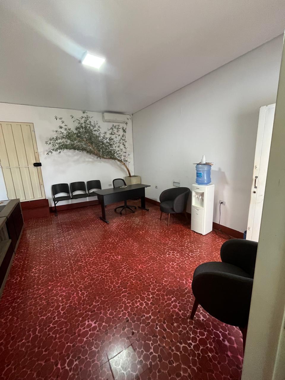 Imóvel Comercial – Oportunidade no Centro de Poconé - Image# 9