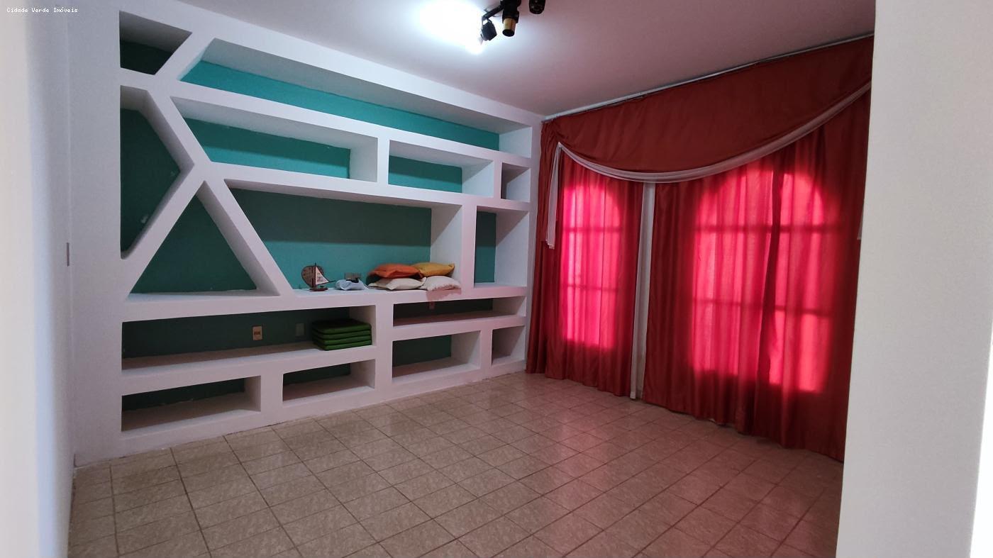 Casa ampla de esquina no Centro de Poconé – MT - Image# 9