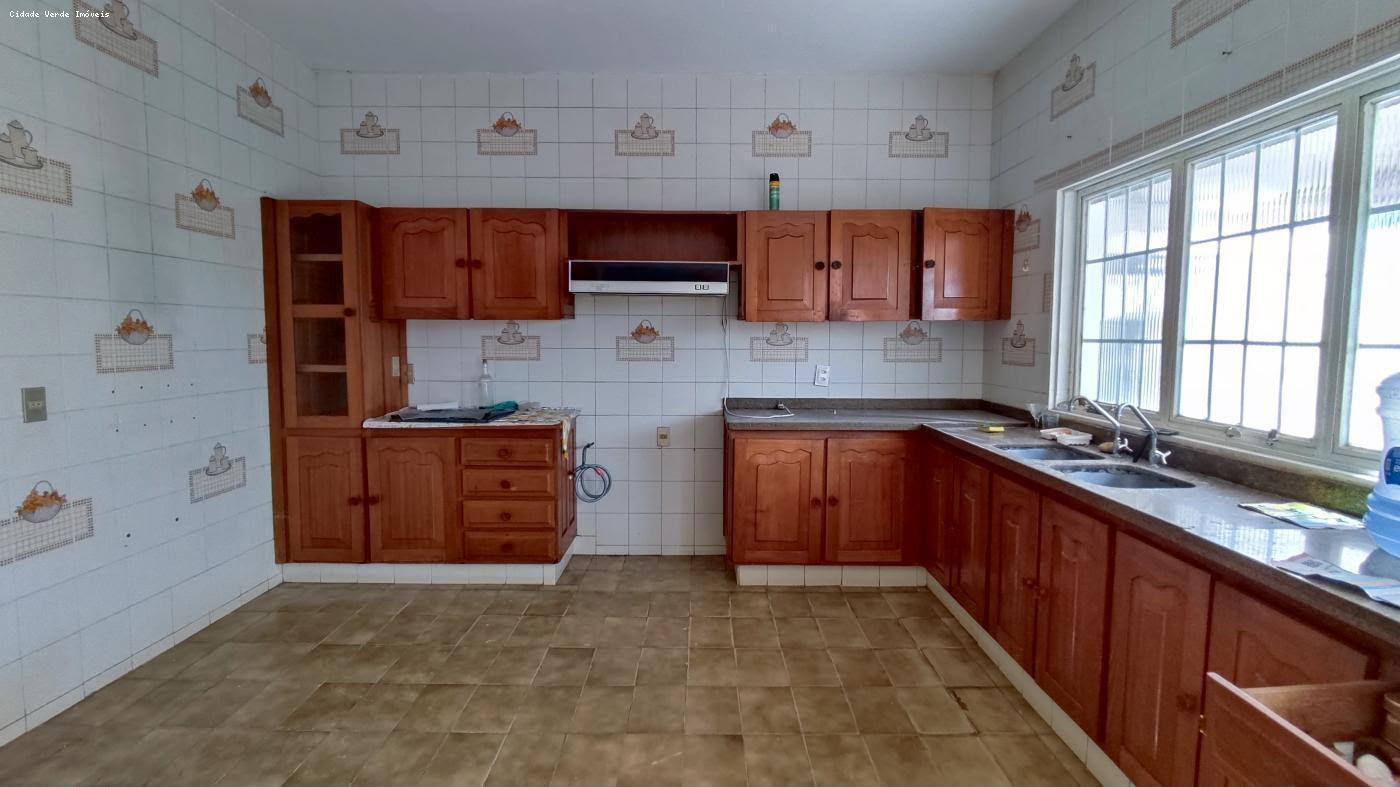 Casa ampla de esquina no Centro de Poconé – MT - Image# 11